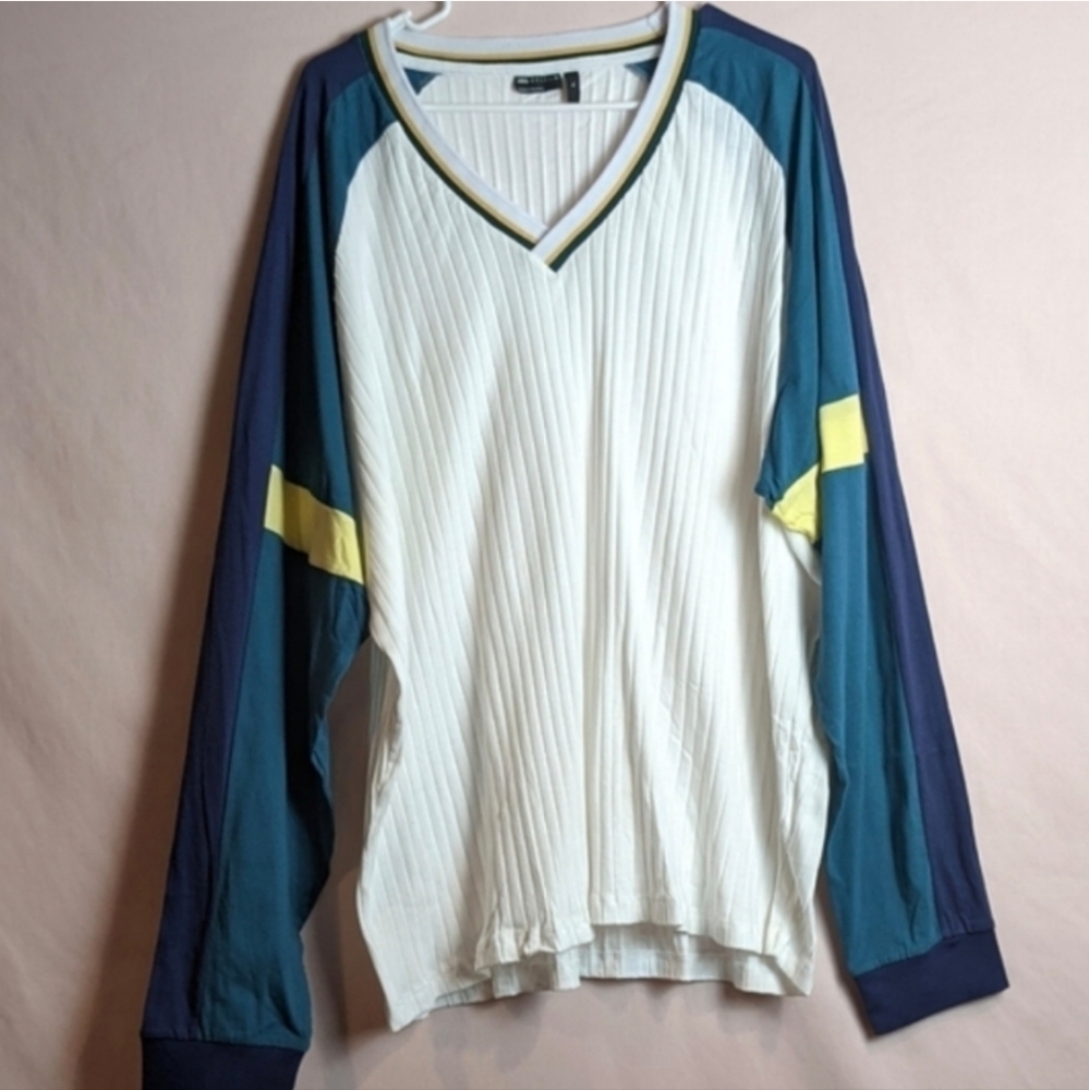 ASOS V Neck Blue and White Ribbed Long Sleeve Tee size XL